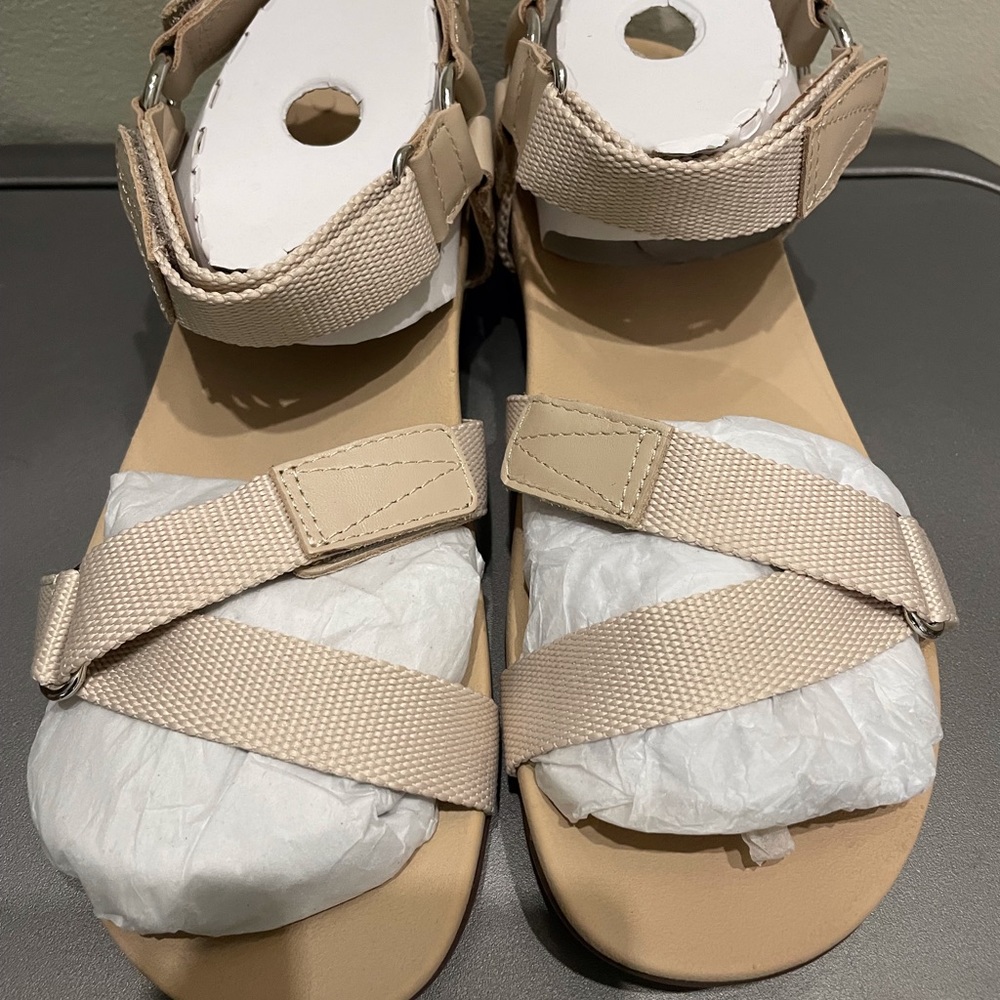 Vionic Candace size 9